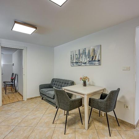 Apartments Pino Rovinj Exterior photo