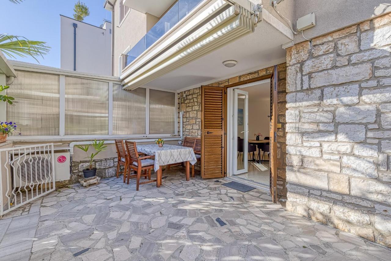 Apartments Pino Rovinj Exterior photo
