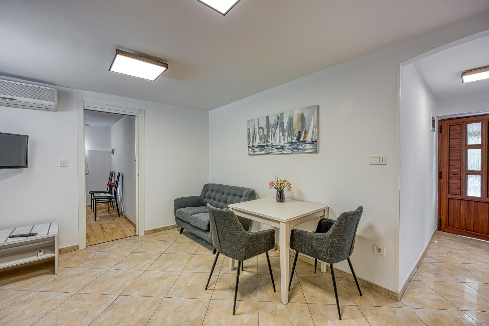 Apartments Pino Rovinj Exterior photo